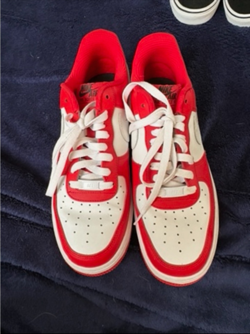 Nike Men's Low-Top Air Force 1 Custom Sneakers in Red and White